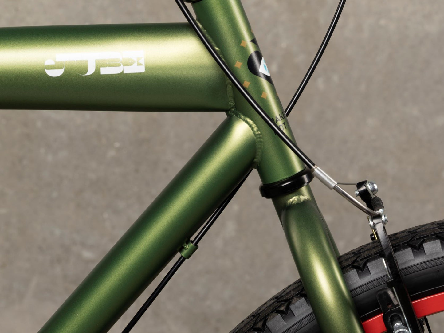 P50 10star GENERAL Chopper/Military Green/Red Rims